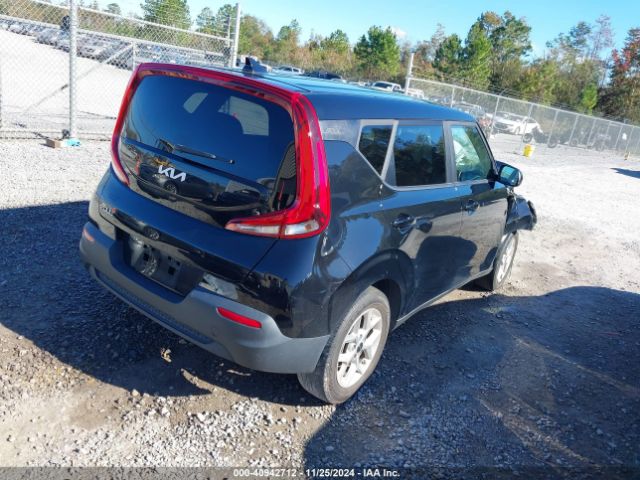 KNDJ23AU8N7179579 KIA SOUL LX