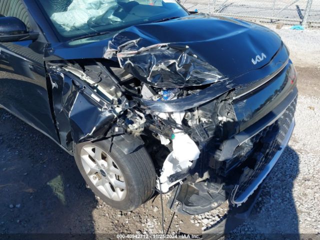 KNDJ23AU8N7179579 KIA SOUL LX