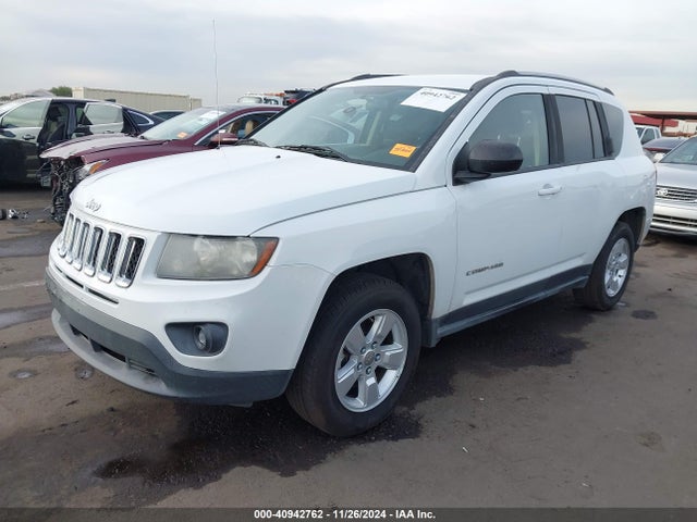 Jeep Compass Sport 2015 1C4NJCBA9FD427530 Image 2