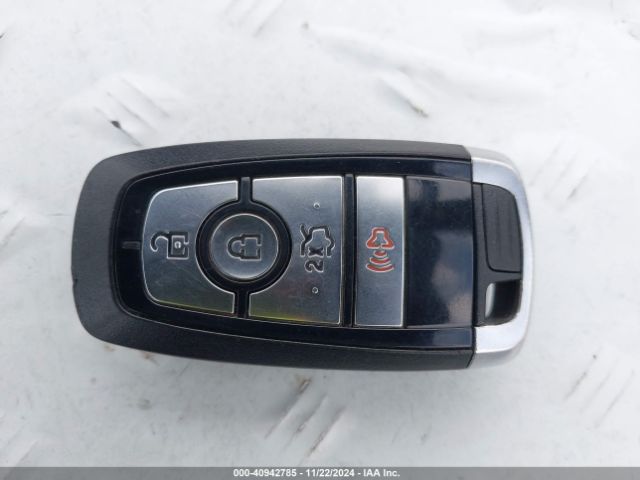 3FA6P0HD9HR180898 Ford FUSION SE