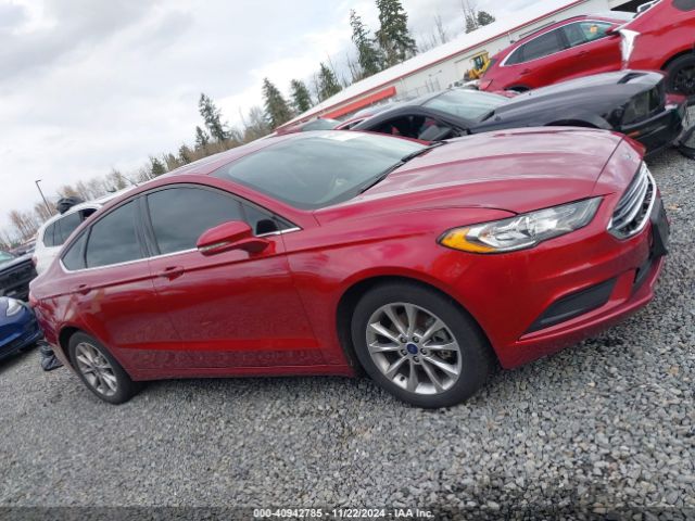3FA6P0HD9HR180898 Ford FUSION SE