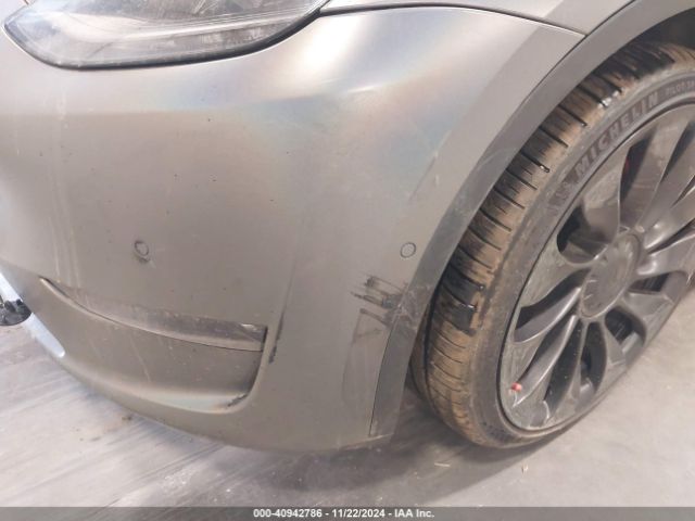 7SAYGDEF2NF491069 Tesla Model Y Performance Dual Motor All-wheel Drive