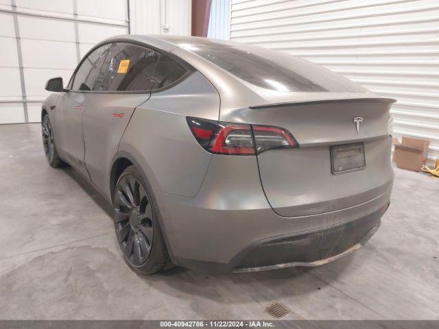 7SAYGDEF2NF491069 Tesla Model Y Performance Dual Motor All-wheel Drive