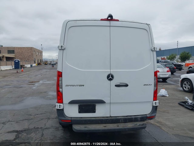 W1W4EBHY9LT022840 Mercedes-Benz Sprinter 2500 Standard Roof V6
