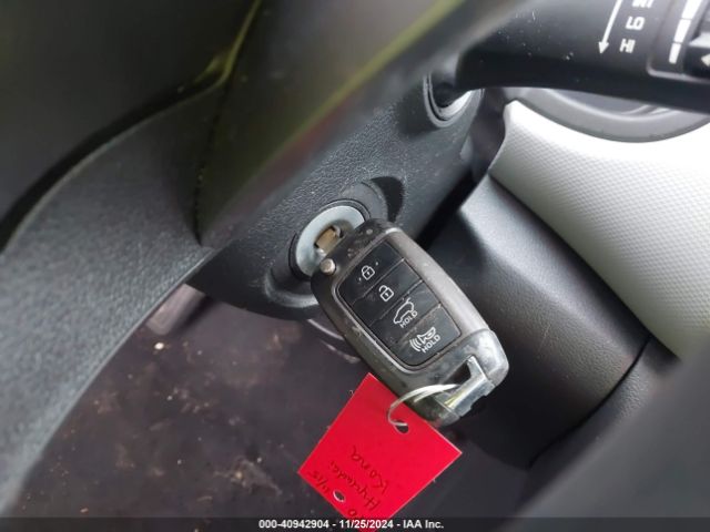 KM8K12AA2MU660320 Hyundai Kona Se
