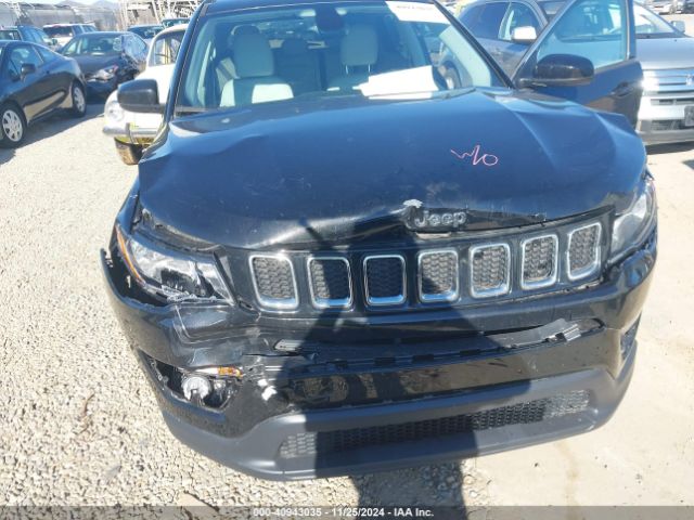 3C4NJDBB1HT607211 Jeep New Compass Latitude 4x4