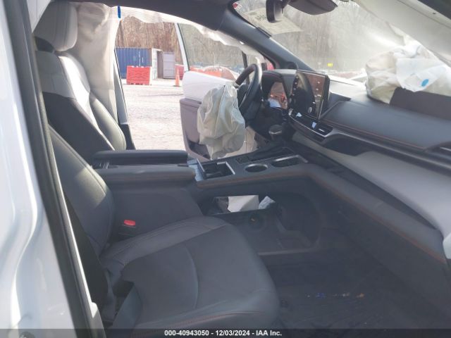 2024 TOYOTA SIENNA 5TDDSKFC0RS144912 Photo 4
