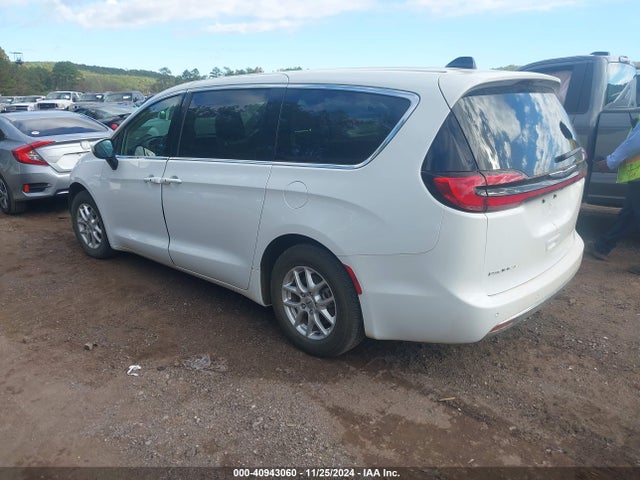 Chrysler Pacifica Touring L 2023 2C4RC1BG8PR623932 Image 3