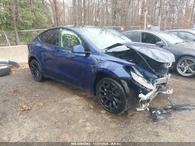 2023 TESLA MODEL Y 7SAYGDEE8PF875738 Photo 0