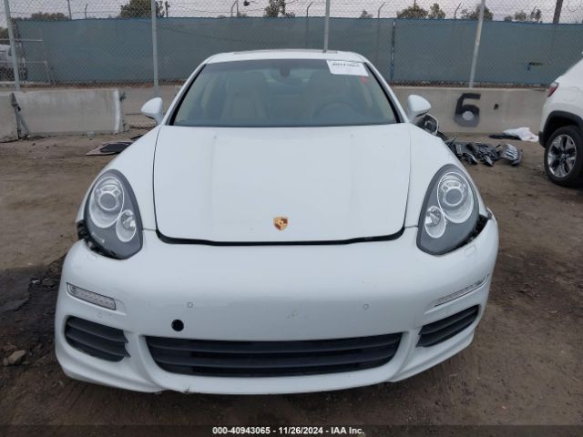 WP0AA2A71FL001044 Porsche PANAMERA 4