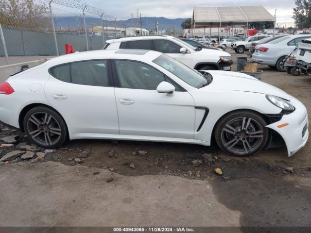 WP0AA2A71FL001044 Porsche PANAMERA 4