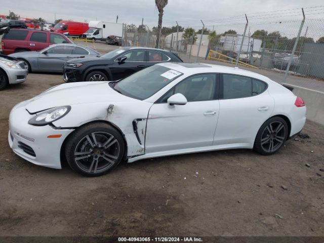 WP0AA2A71FL001044 Porsche PANAMERA 4