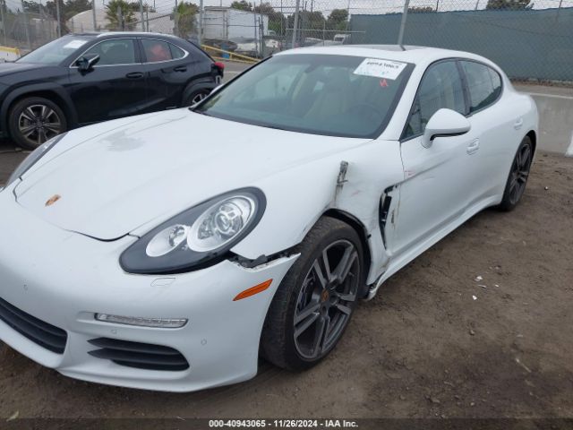 WP0AA2A71FL001044 Porsche PANAMERA 4