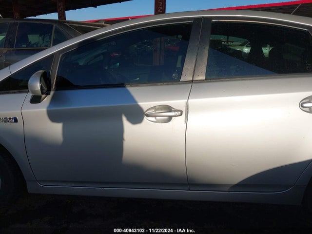Toyota PRIUS PLUG-IN 2015 JTDKN3DP4F3072409 Image 15