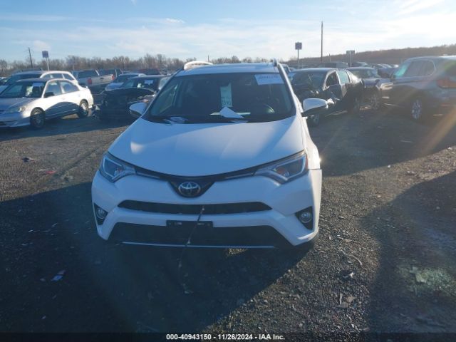 2T3RFREV0JW703786 Toyota Rav4 Adventure/xle