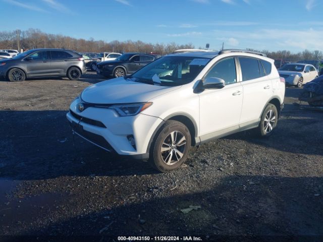 2T3RFREV0JW703786 Toyota Rav4 Adventure/xle