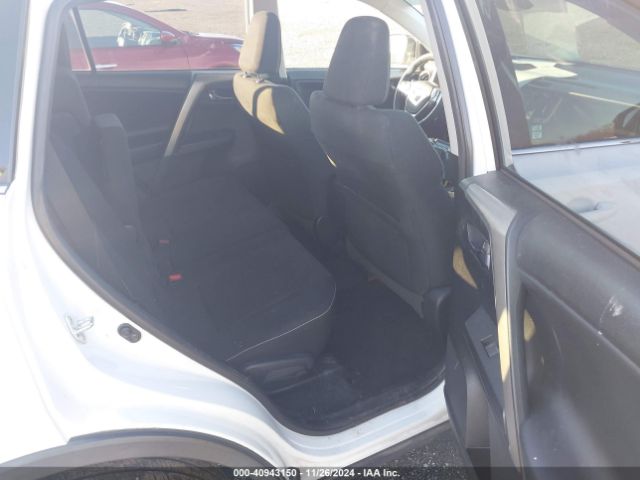 2T3RFREV0JW703786 Toyota Rav4 Adventure/xle