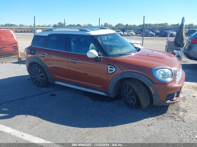 Mini Countryman 2019 WMZYS7C52K3F46557 Image 13