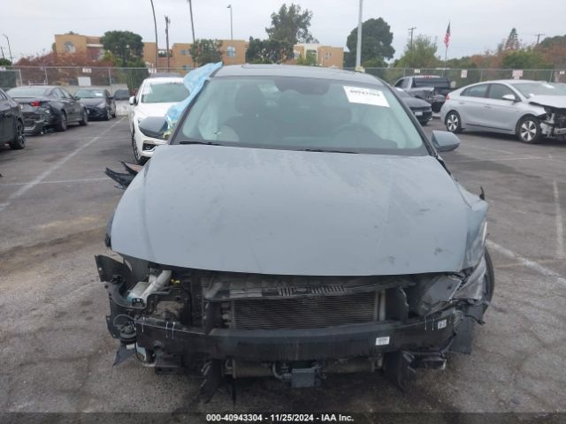 KMHLN4AJ4NU024990 Hyundai Elantra Hybrid Limited