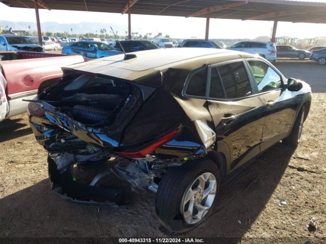 2024 CHEVROLET TRAX KL77LFE25RC230578 Photo 3