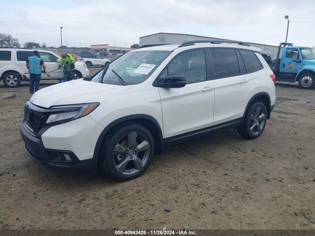 Honda Passport Touring 2019 5FNYF7H94KB002495 Image 2