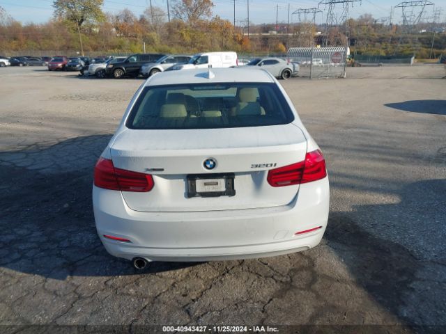 WBA8A3C58JA067432 BMW 320i Xdrive