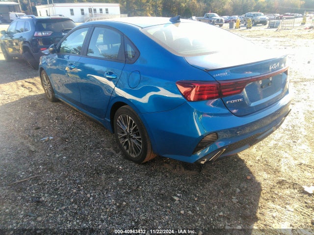 3KPF54AD6PE550423 KIA Forte Gt-line