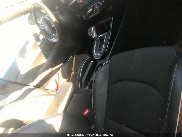 3KPF54AD6PE550423 KIA Forte Gt-line
