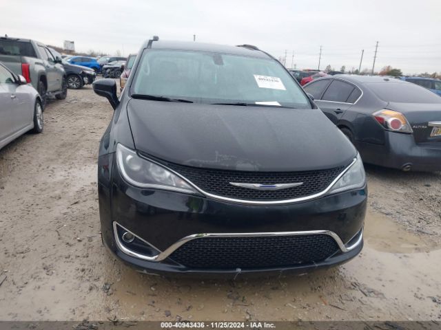2C4RC1BG4JR142633 Chrysler Pacifica Touring L