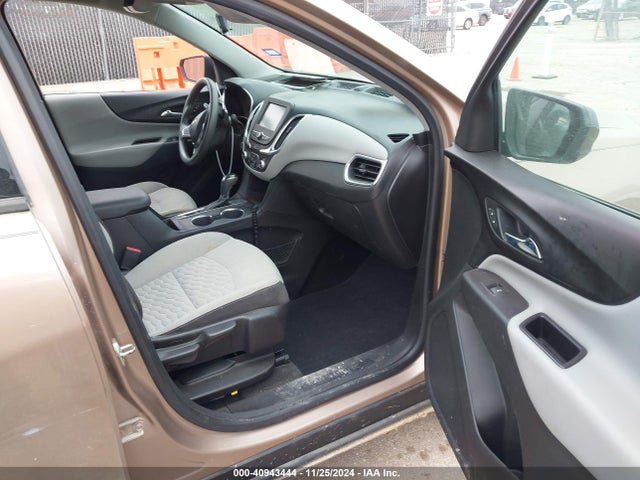 Chevrolet EQUINOX LS 2018 2GNAXHEV7J6267901 Image 5