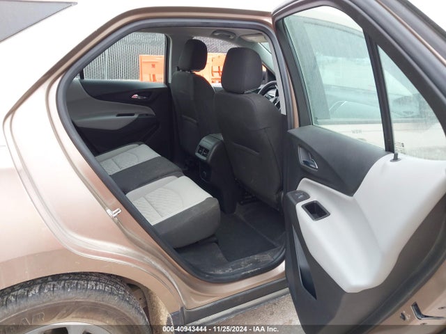 Chevrolet EQUINOX LS 2018 2GNAXHEV7J6267901 Image 8