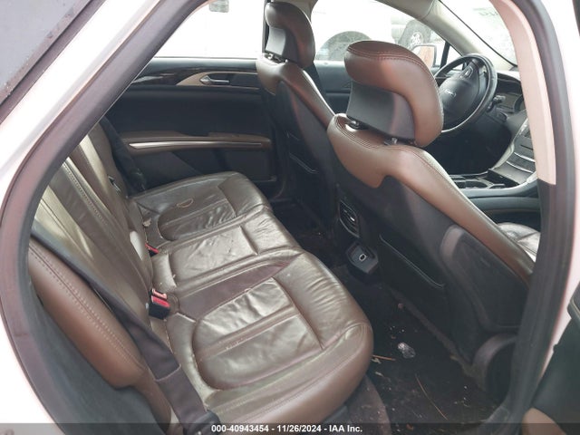 3LN6L2GK8FR620152 Lincoln MKZ