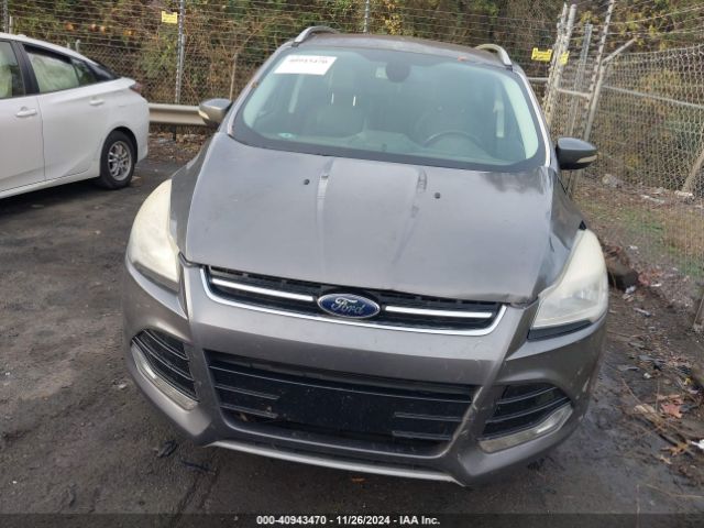 1FMCU0JXXEUA73644 Ford Escape Titanium