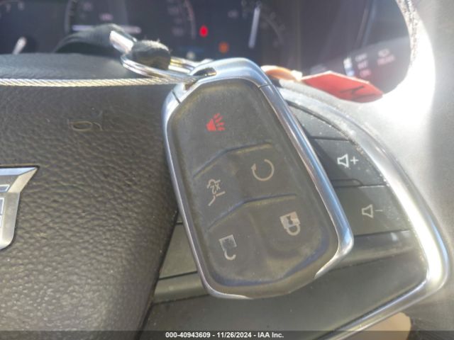 1GYKNBRS3HZ108334 Cadillac XT5 LUXURY