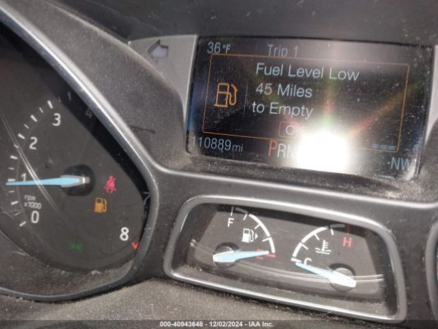 1FADP3K21GL364181 Ford FOCUS SE