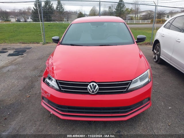 3VWD17AJ3GM230876 Volkswagen Jetta 1.8t Sport