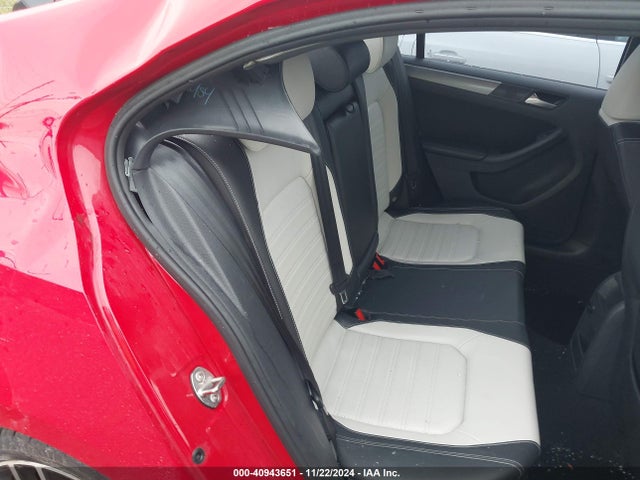 3VWD17AJ3GM230876 Volkswagen Jetta 1.8t Sport