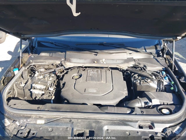 SALRRBBK2HA031210 Land Rover Discovery Hse