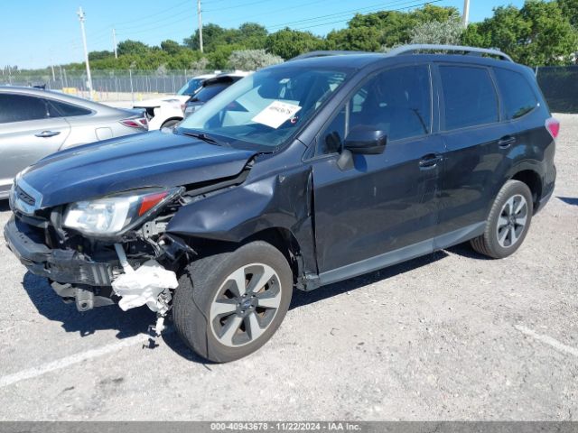 JF2SJAEC9JH411285 Subaru Forester 2.5i Premium
