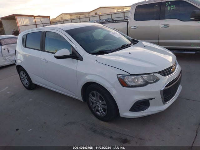 Chevrolet Sonic Lt Auto 2017 1G1JG6SH8H4149422 Image 1