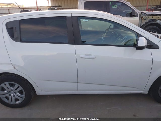 Chevrolet Sonic Lt Auto 2017 1G1JG6SH8H4149422 Image 13
