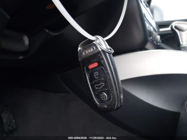 2013 AUDI Q5 HYBRID WA1C8AFP3DA037733 Photo 10