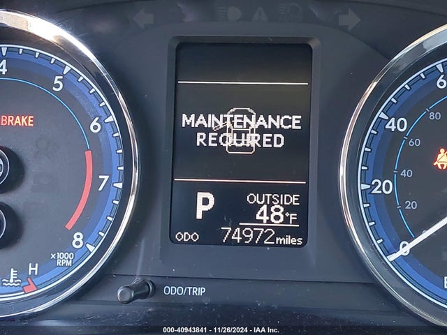Toyota COROLLA LE 2018 5YFBURHE6JP740340 Image 16