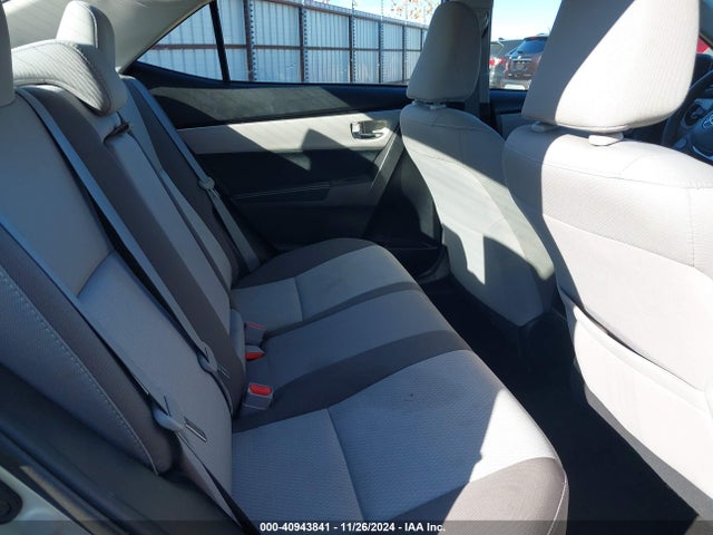 Toyota COROLLA LE 2018 5YFBURHE6JP740340 Image 8
