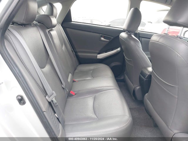 JTDKN3DU3F0458259 Toyota Prius Two