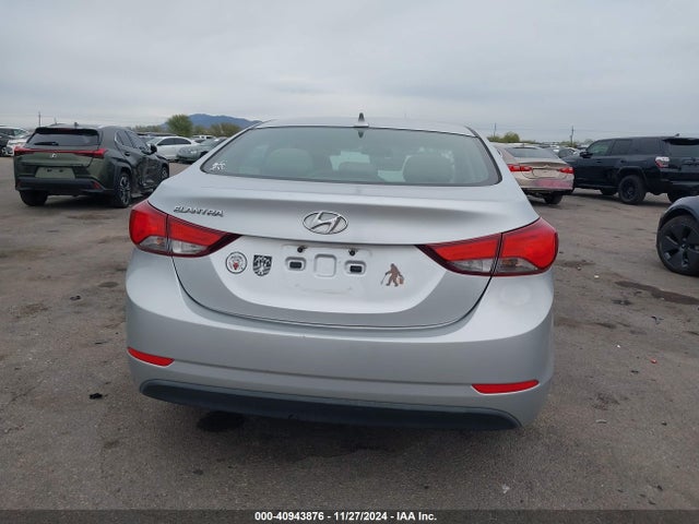 Hyundai ELANTRA SE 2014 5NPDH4AE7EH501621 Image 16