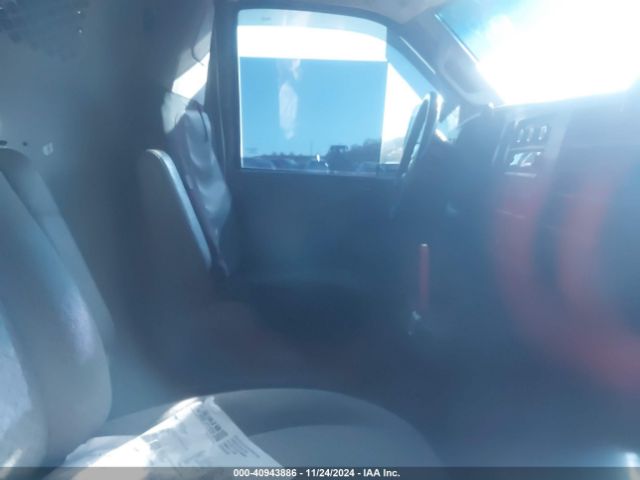 1GCWGAFF7G1227844 Chevrolet Express 2500 Work Van