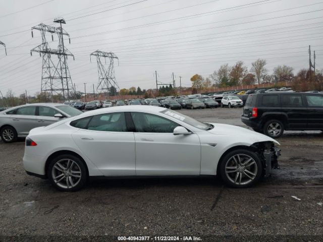 5YJSA1H1XEFP52239 Tesla Model S P85