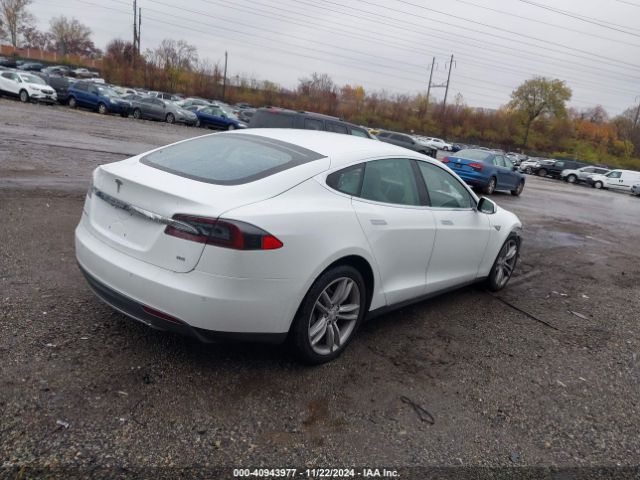 5YJSA1H1XEFP52239 Tesla Model S P85