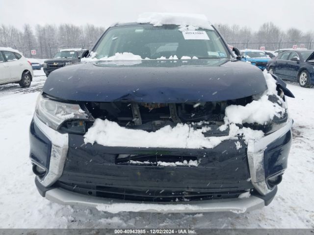 JA4AZ3A38HZ008207 Mitsubishi Outlander Sel